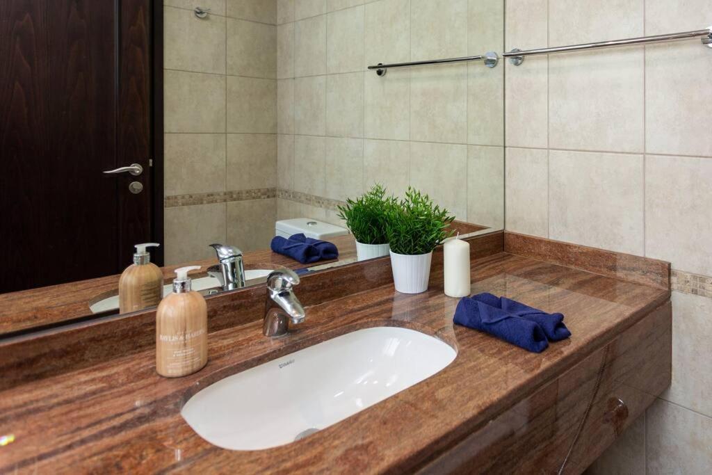 Royal Oceanic - Fantastic Apartment In Dubai Marina - Jbr Buitenkant foto